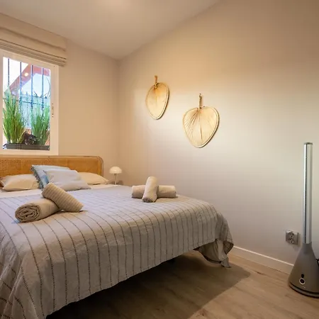 Molinos On The Beachfront With Pool Appartement *