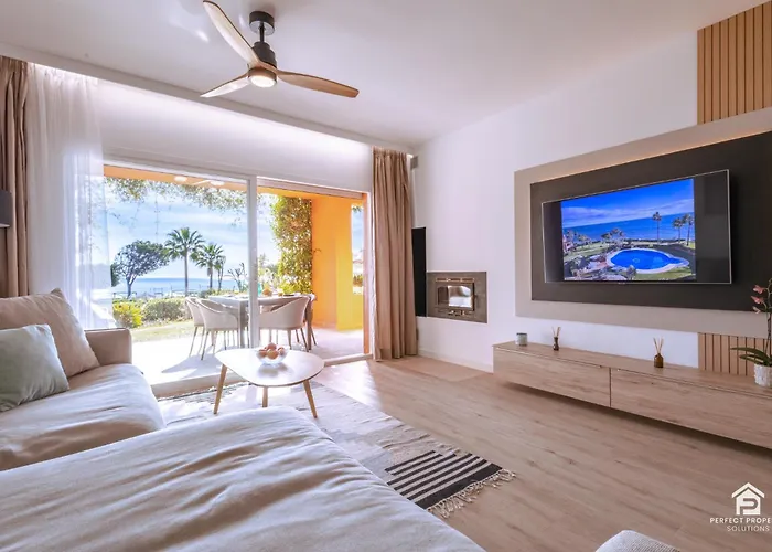 Molinos On The Beachfront With Pool Apartment Estepona